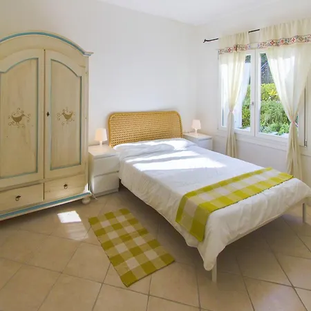 Elegant Near The Of Baja Sardinia * 아르자케나