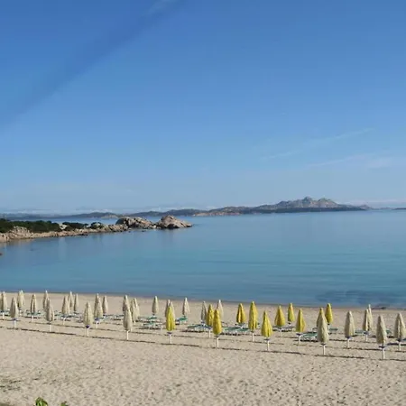 펜션 Elegant Near The Of Baja Sardinia 아르자케나