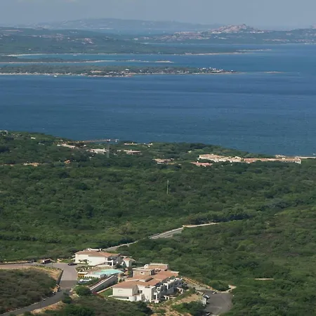 펜션 Elegant Near The Of Baja Sardinia *